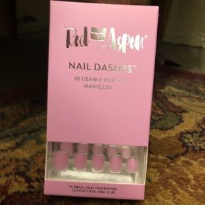 Pink Nail Dashes Petite
